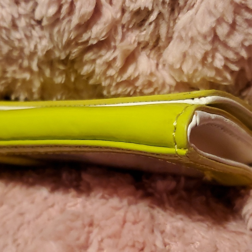 Kate Spade Sour Apple Green Patton Leather Wallet - Picture 6 of 17